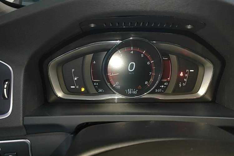 Used Volvo V60 2015 T5 Zhiyi Edition Instrument Cluster