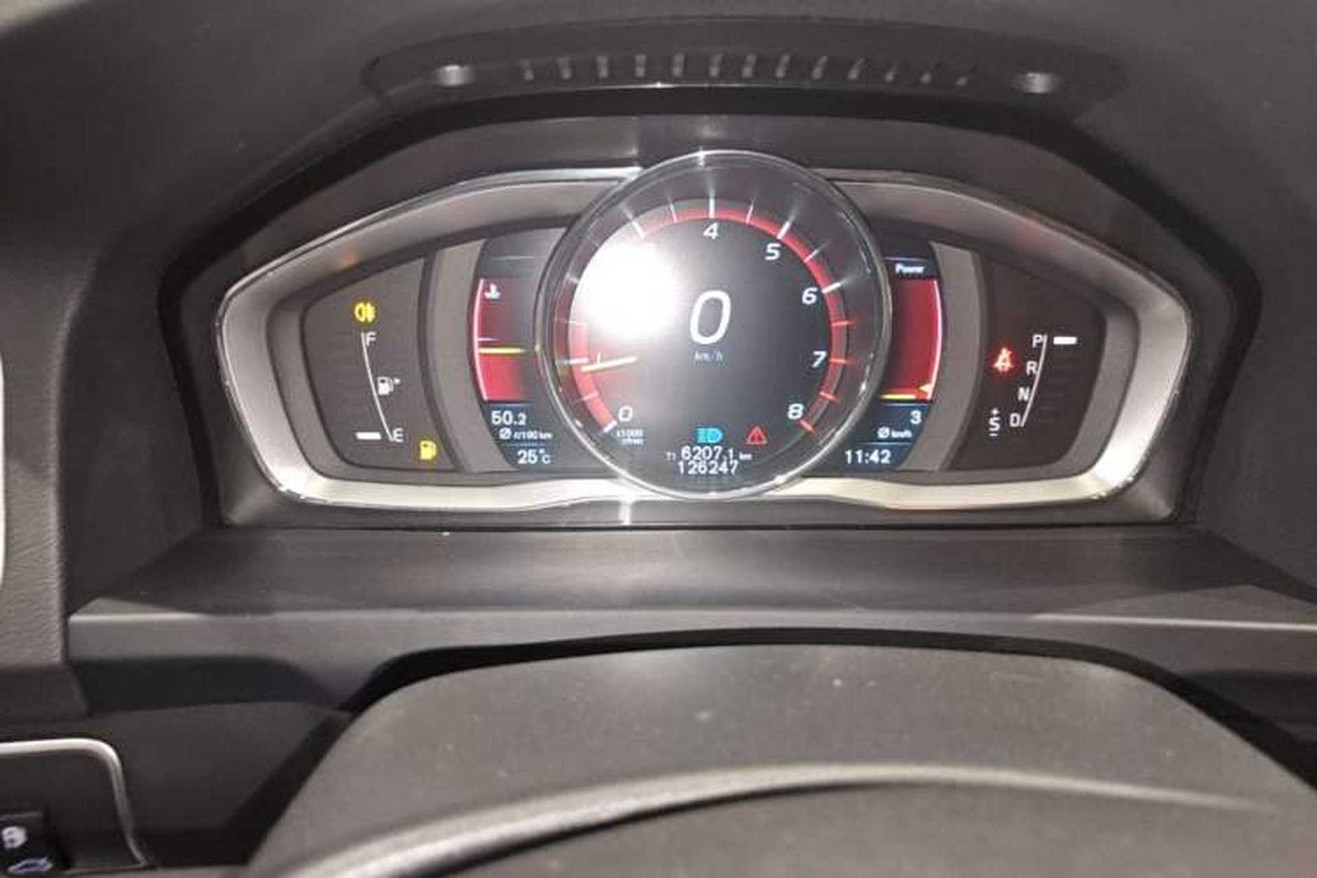 Used Volvo V60 2015 T5 Zhiya Edition Instrument Cluster