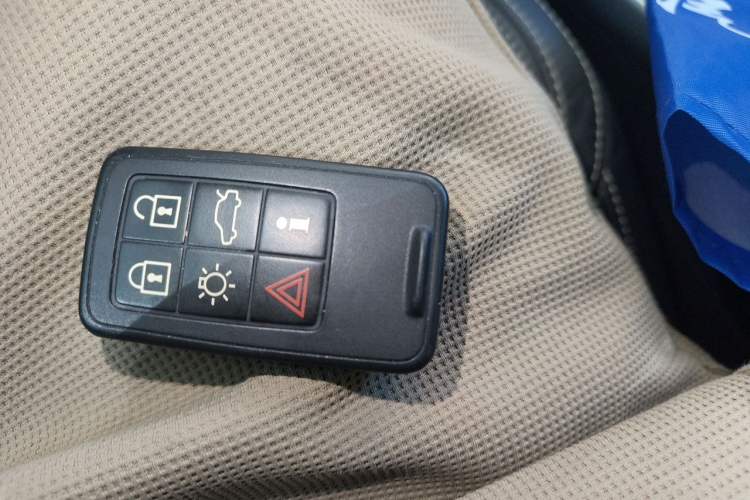 Used Volvo V60 2015 T5 Zhiya Edition Interior 1