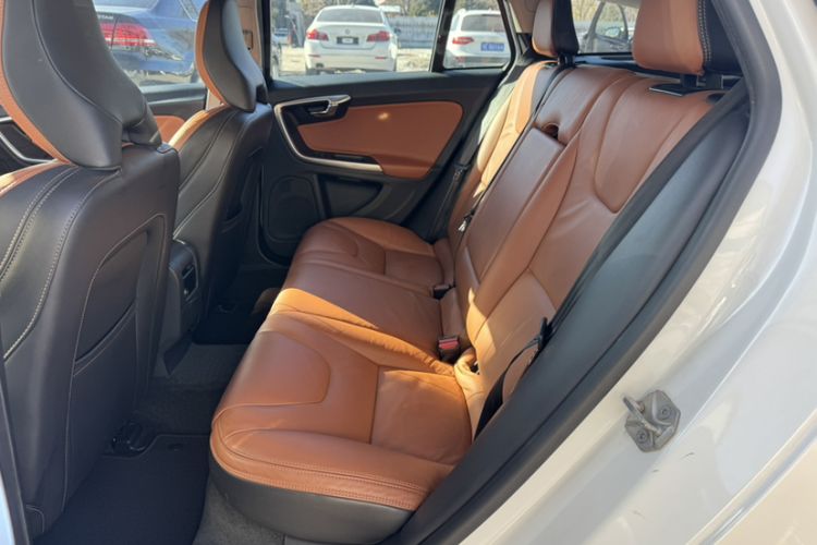 Used Volvo V60 2015 T5 Zhiya Edition Interior 6