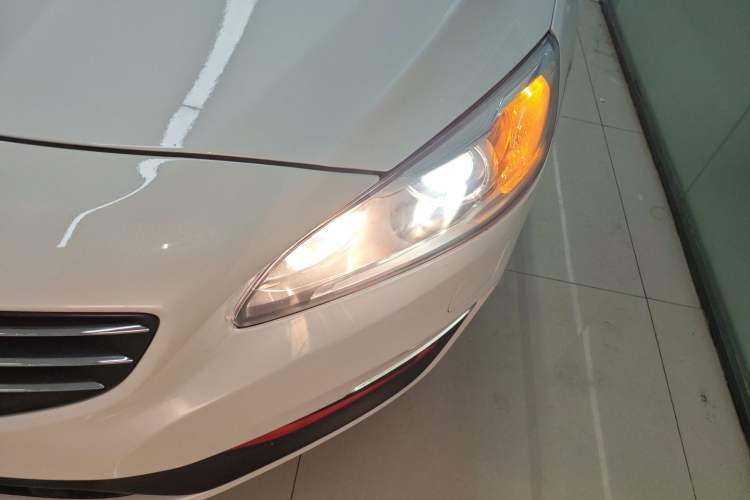 Used Volvo V60 2015 T5 Zhiyi Edition Left Front Headlight