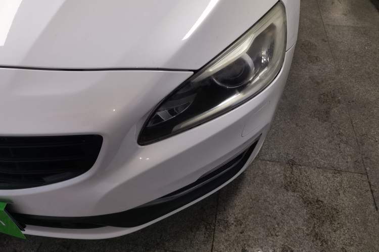 Used Volvo V60 2015 T5 Zhiya Edition Left Front Headlight