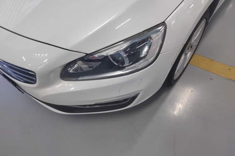 Used Volvo V60 2015 T5 Zhiya Edition Left Front Headlight