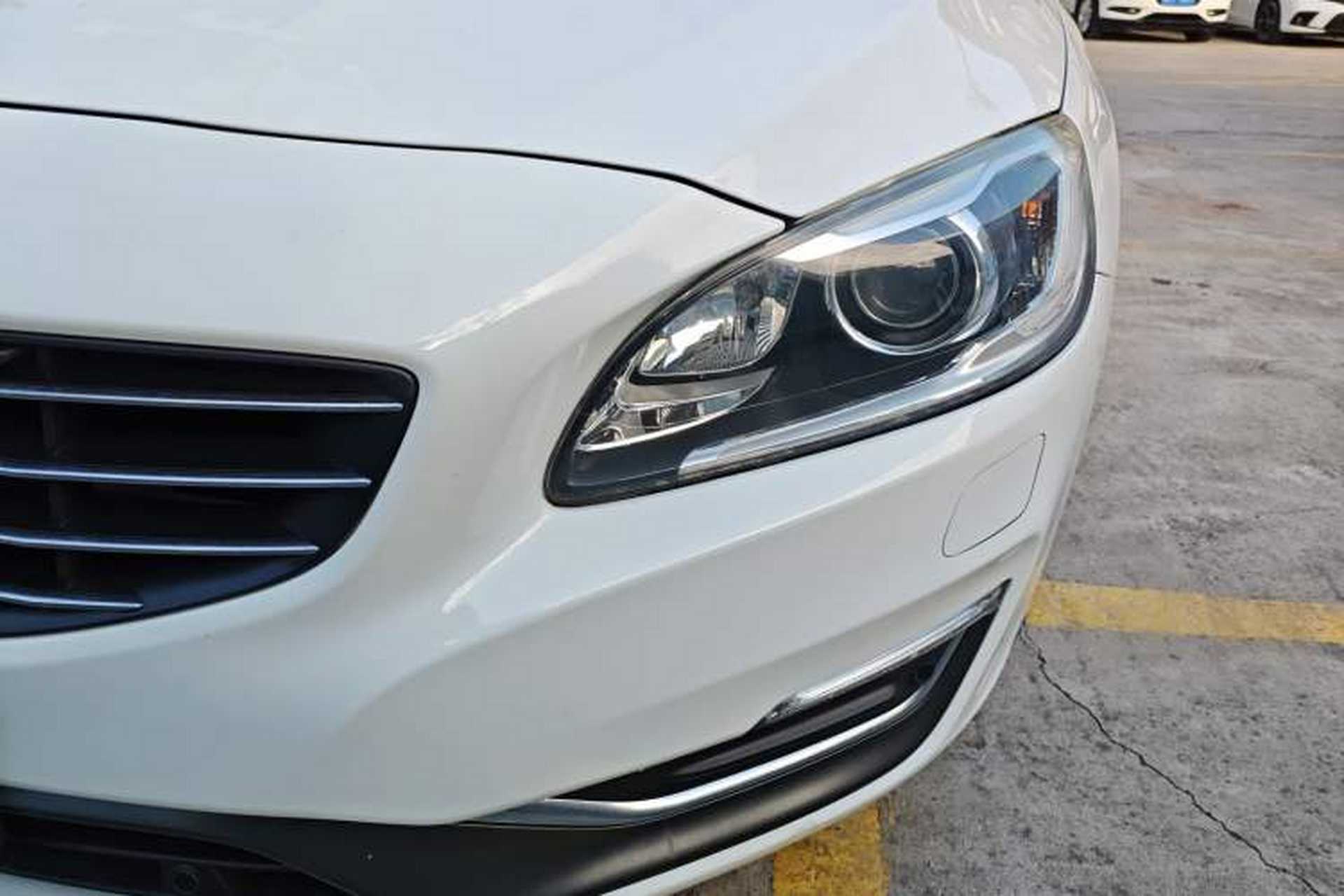 Used Volvo V60 2015 T5 Zhiya Edition Left Front Headlight