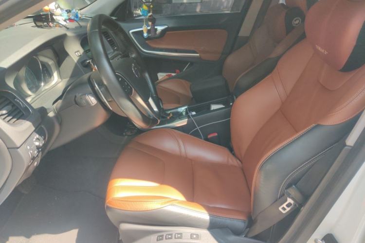 Used Volvo V60 2015 T5 Zhiya Edition Left Front Seat