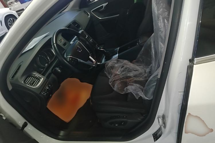 Used Volvo V60 2015 T5 Zhiyi Edition Left Front Seat