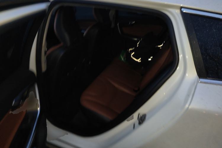 Used Volvo V60 2015 T5 Zhiyi Edition Left Rear Seat