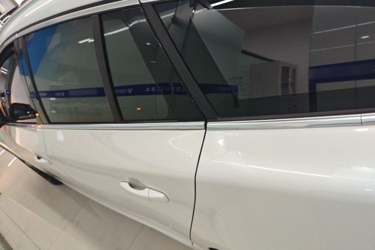 Used Volvo V60 2015 T5 Zhiyi Edition Left Side