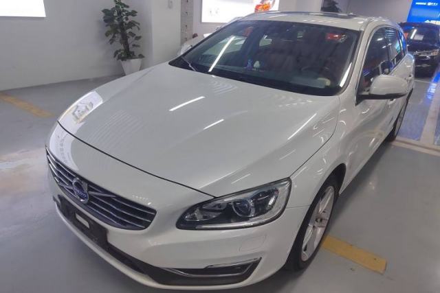 Used Volvo V60 2015 T5 Zhiya Edition