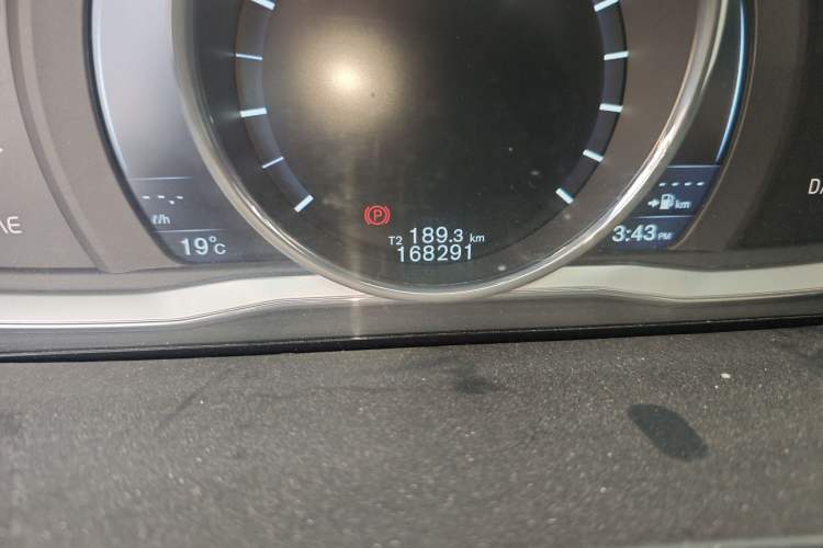Used Volvo V60 2015 T5 Zhiya Edition Odometer Close Up