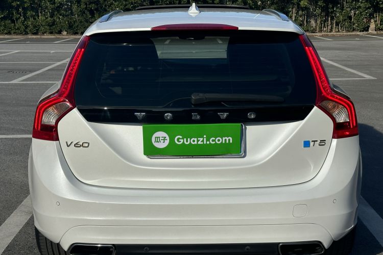 Used Volvo V60 2015 T5 Zhiya Edition Rear