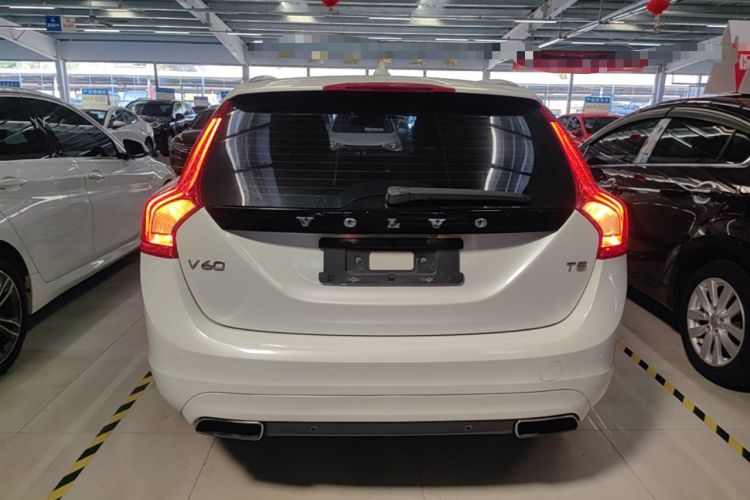 Used Volvo V60 2015 T5 Zhiyi Edition Rear