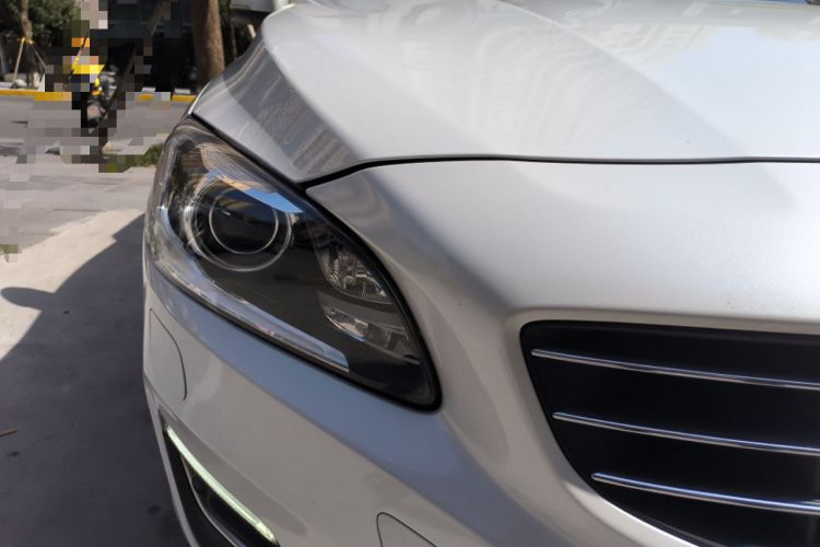 Used Volvo V60 2015 T5 Zhiyi Edition Right Front Headlight