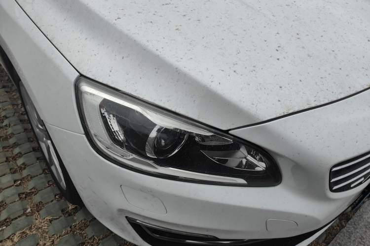 Used Volvo V60 2015 T5 Zhiyi Edition Right Front Headlight