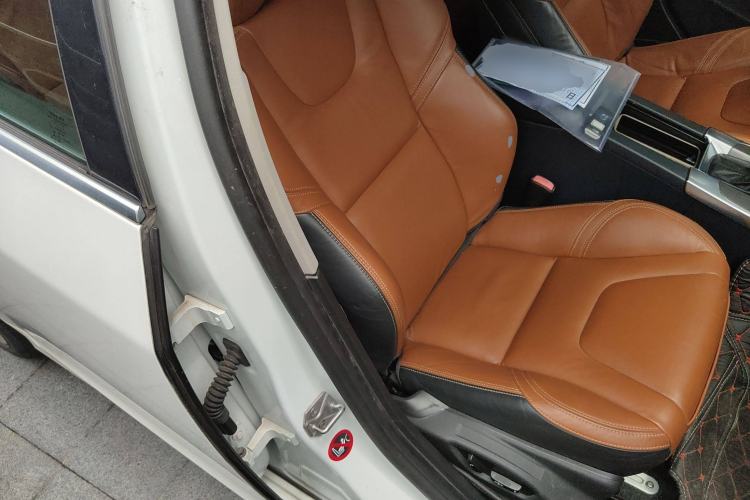 Used Volvo V60 2015 T5 Zhiya Edition Right Front Seat
