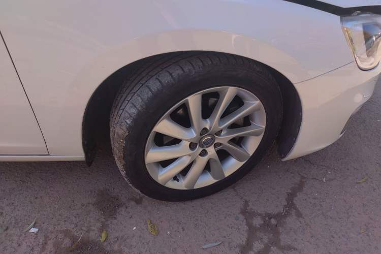 Used Volvo V60 2015 T5 Zhiyi Edition Right Front Wheel Hub