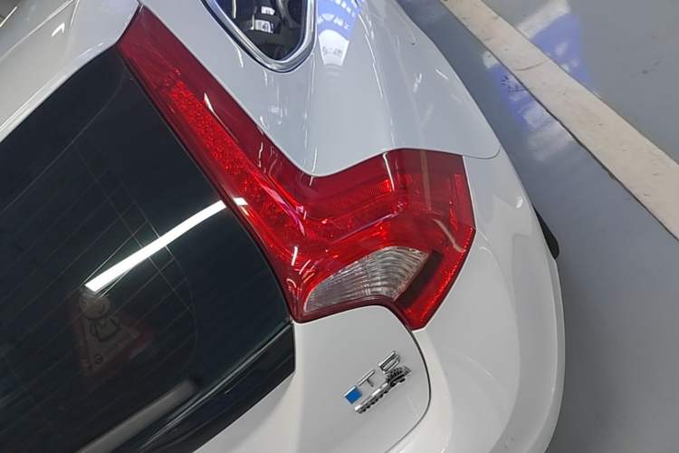 Used Volvo V60 2015 T5 Zhiyi Edition Right Rear Taillight
