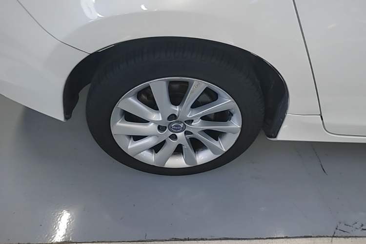 Used Volvo V60 2015 T5 Zhiyi Edition Right Rear Wheel Hub