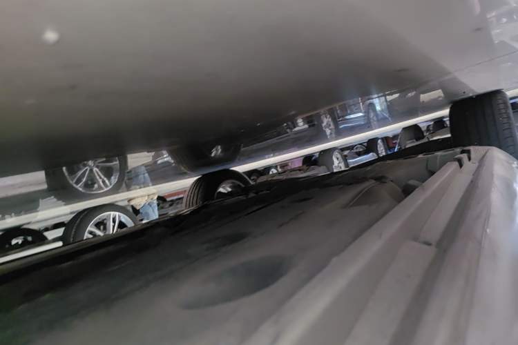 Used Volvo V60 2015 T5 Zhiyi Edition Right Side Sill