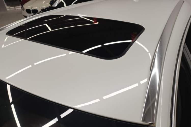 Used Volvo V60 2015 T5 Zhiya Edition Roof