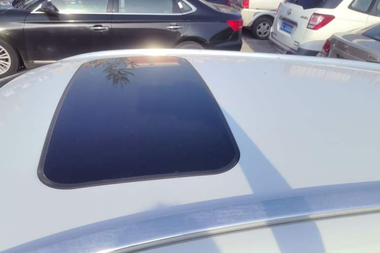 Used Volvo V60 2015 T5 Zhiya Edition Roof