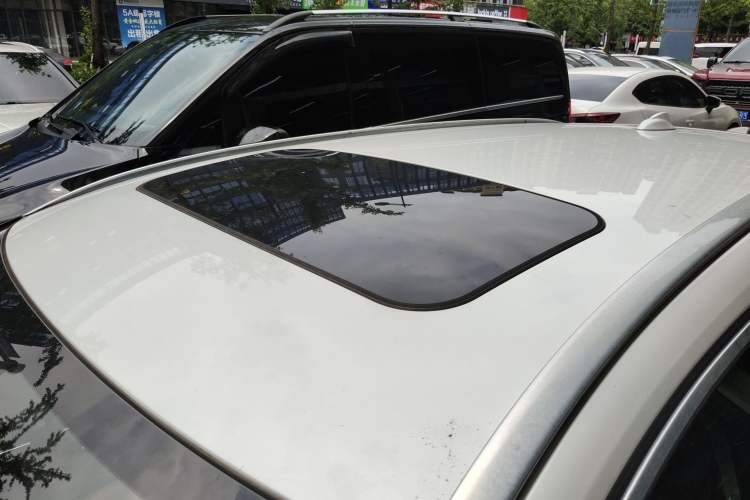Used Volvo V60 2015 T5 Zhiya Edition Roof