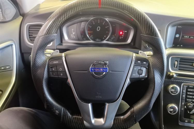 Used Volvo V60 2015 T5 Zhiya Edition Steering Wheel