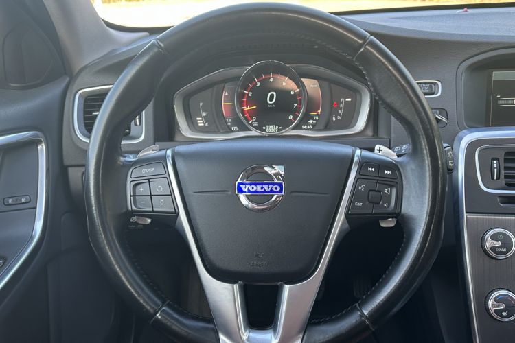 Used Volvo V60 2015 T5 Zhiya Edition Steering Wheel