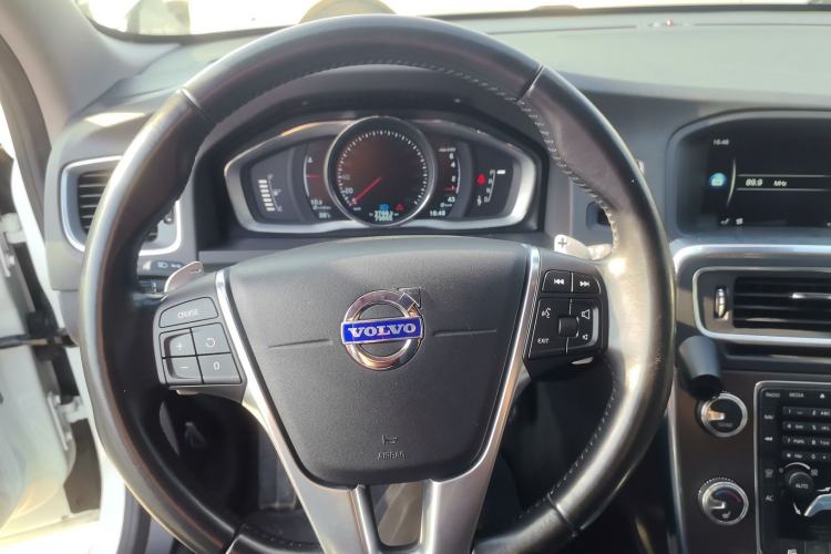 Used Volvo V60 2015 T5 Zhiya Edition Steering Wheel