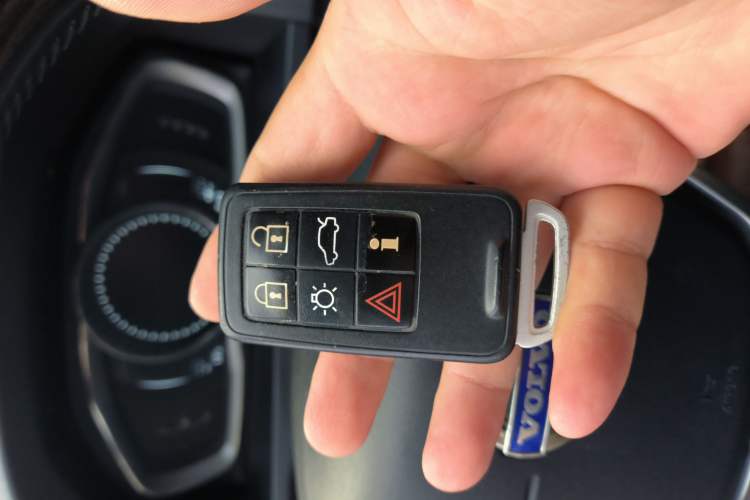Used Volvo V60 2015 T5 Zhiya Edition Vehicle Key