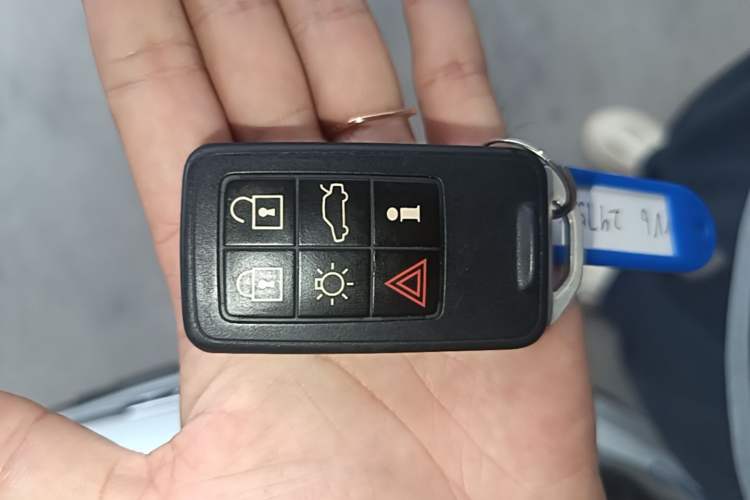 Used Volvo V60 2015 T5 Zhiya Edition Vehicle Key