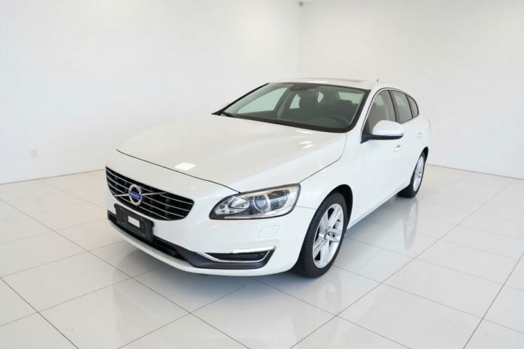 Used Volvo V60 2015 T5 Zhiya Edition Guazi used car, China used car export, Used car for sale, Used  cars, Cheapest cars for sale