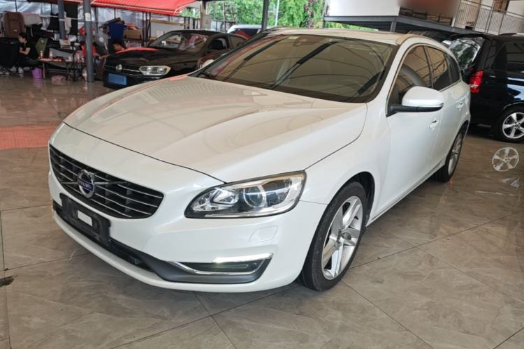 Used Volvo V60 2015 T5 Zhiya Edition Guazi used car, China used car export, Used car for sale, Used  cars, Cheapest cars for sale