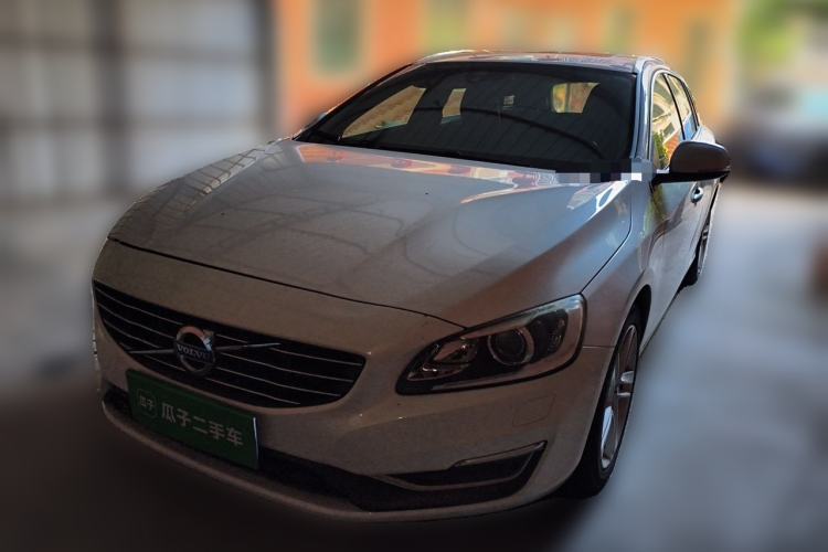 Used Volvo V60 2015 T5 Zhiya Edition Guazi used car, China used car export, Used car for sale, Used cars, Cheapest cars for sale