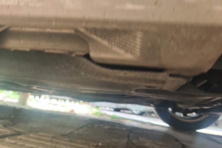 Used Volvo V60 2015 T5 Zhiyi Edition Chassis Rear Left