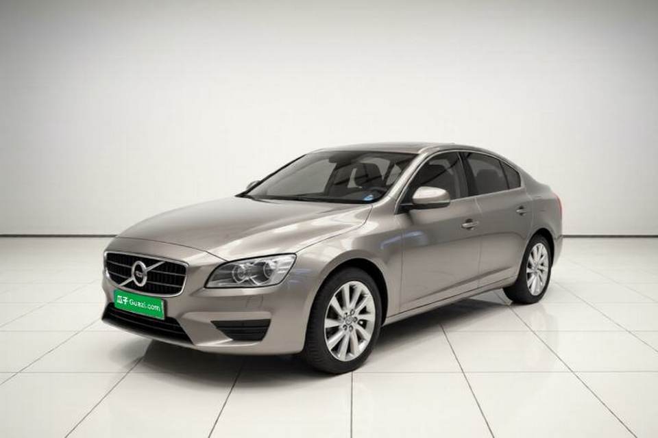 Volvo V60 2015