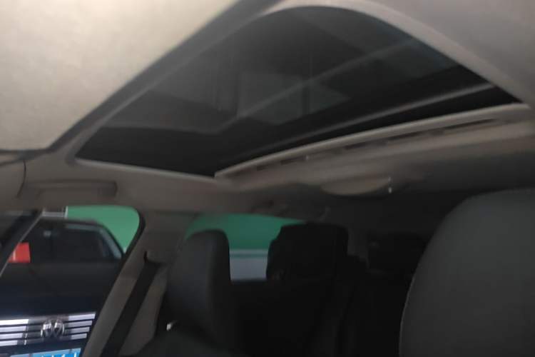 Used Volvo V60 2015 T5 Zhiyi Edition Headliner