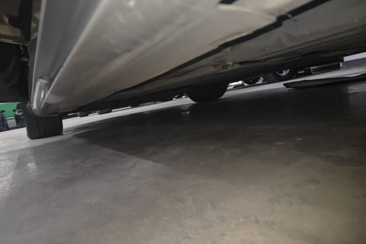 Used Volvo V60 2015 T5 Zhiyi Edition Left Side Sill