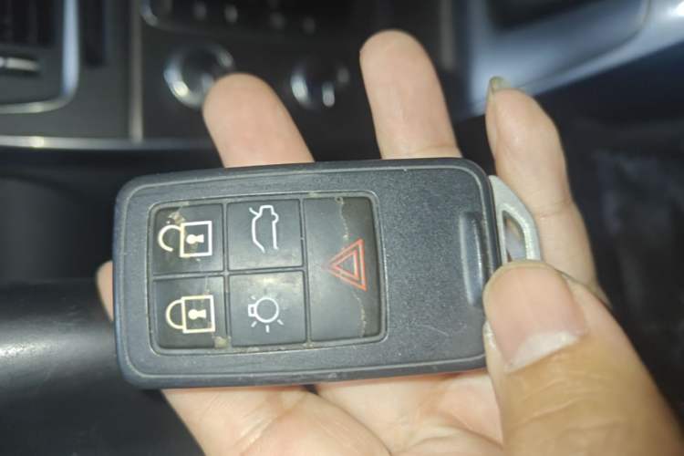 Used Volvo V60 2015 T5 Zhiyi Edition Vehicle Key