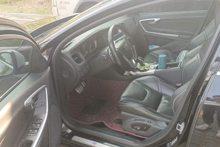 Used Volvo V60 2016 T5 Zhiya Personalized Sport Edition Driver Seat