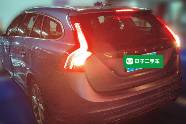 Used Volvo V60 2016 T5 Prestige Edition Rear Left 45 Deg