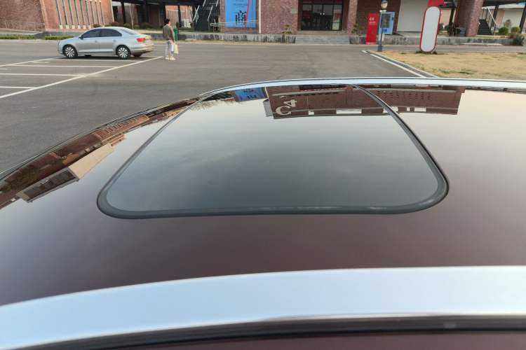 Used Volvo V60 2016 Cross Country T6 AWD Roof