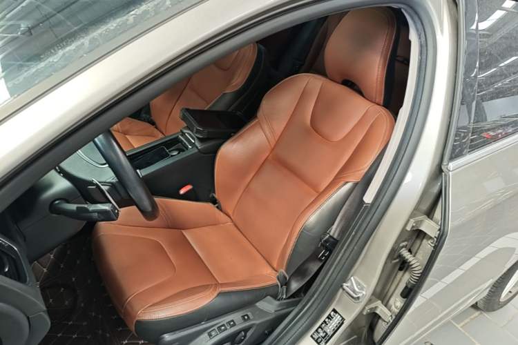 Used Volvo V60 2016 T5 Zhiya Edition Left Front Seat