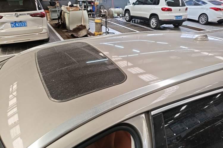 Used Volvo V60 2016 T5 Zhiya Edition Roof