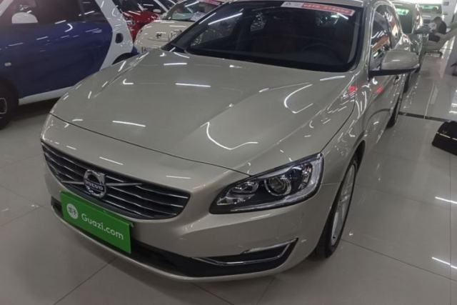 Used Volvo V60 2016 T5 Zhiya Edition