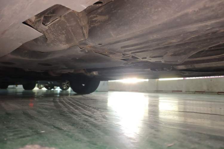 Used Volvo V60 2016 Cross Country T6 AWD Chassis Rear Left