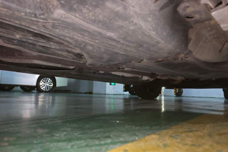 Used Volvo V60 2016 Cross Country T6 AWD Chassis Rear Right