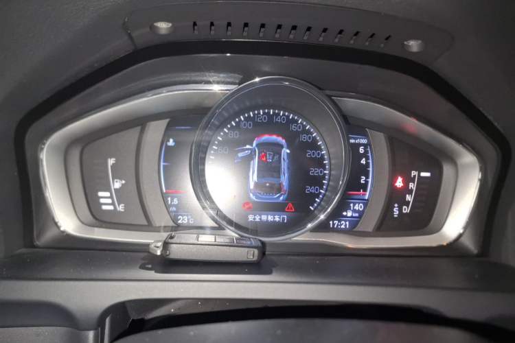 Used Volvo V60 2016 T5 Zhiya Edition Instrument Cluster