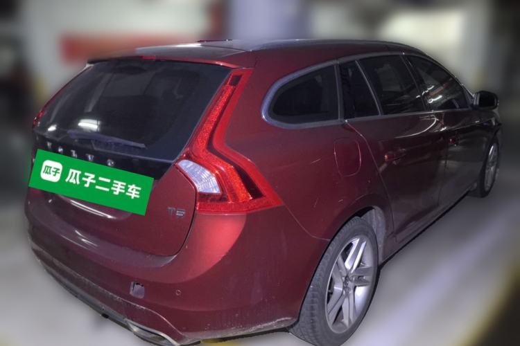 Used Volvo V60 2016 T5 Zhiya Edition Rear Right 45 Deg