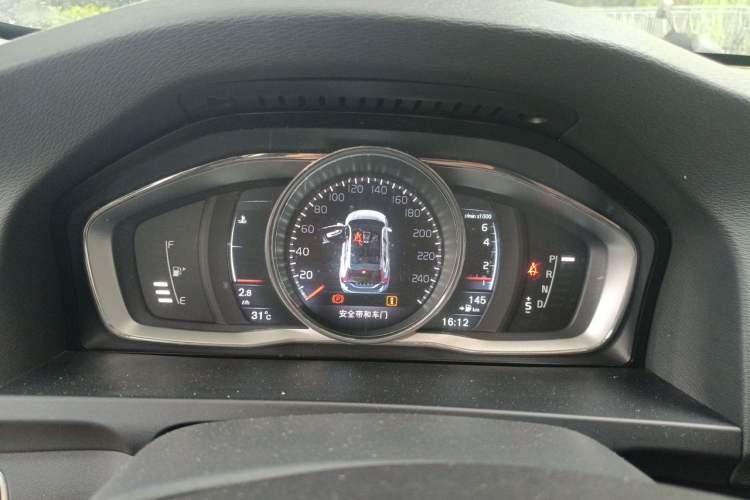 Used Volvo V60 2016 T5 Zhiyi Edition Instrument Cluster